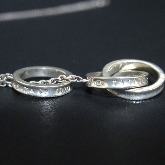 Tiffany & Co Tiffany & Co Interlocking Circle 1837 Lariat Necklace Pendant - Picture 2 of 7